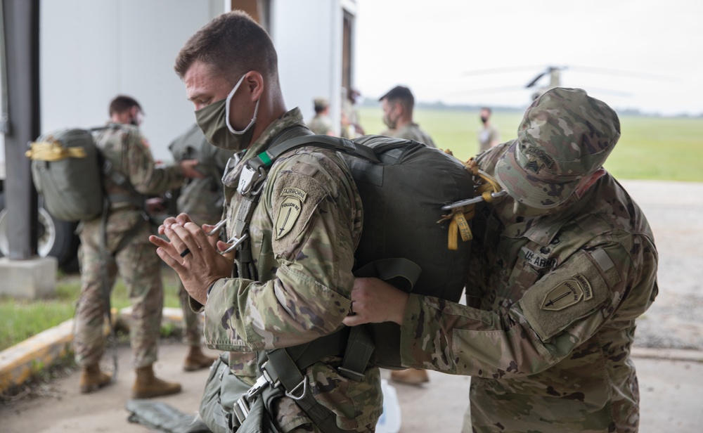 WARRIOR TRAINING CENTER AIRBORNE JUMP