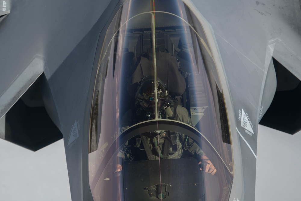 KC-135 Aerial Refueling