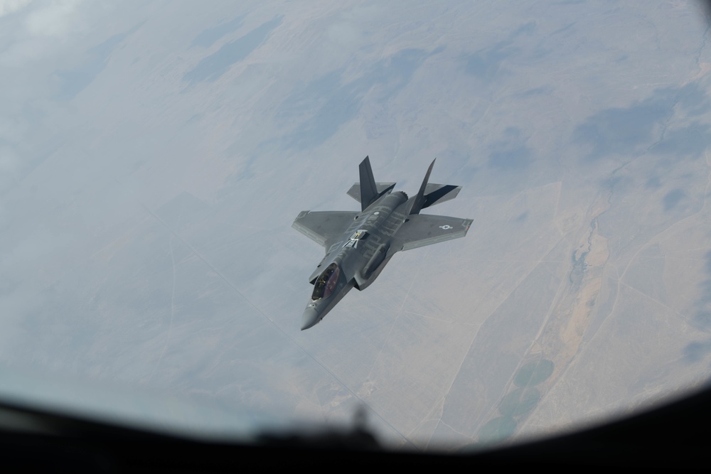 KC-135 Aerial Refueling