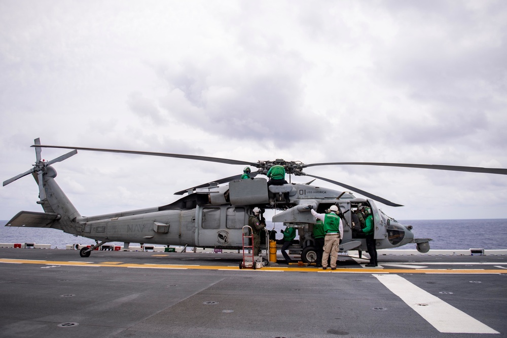 USS America (LHA 6) And 31st Marine Expeditionary Unit Conduct Flight Ops and VBSS Exercise