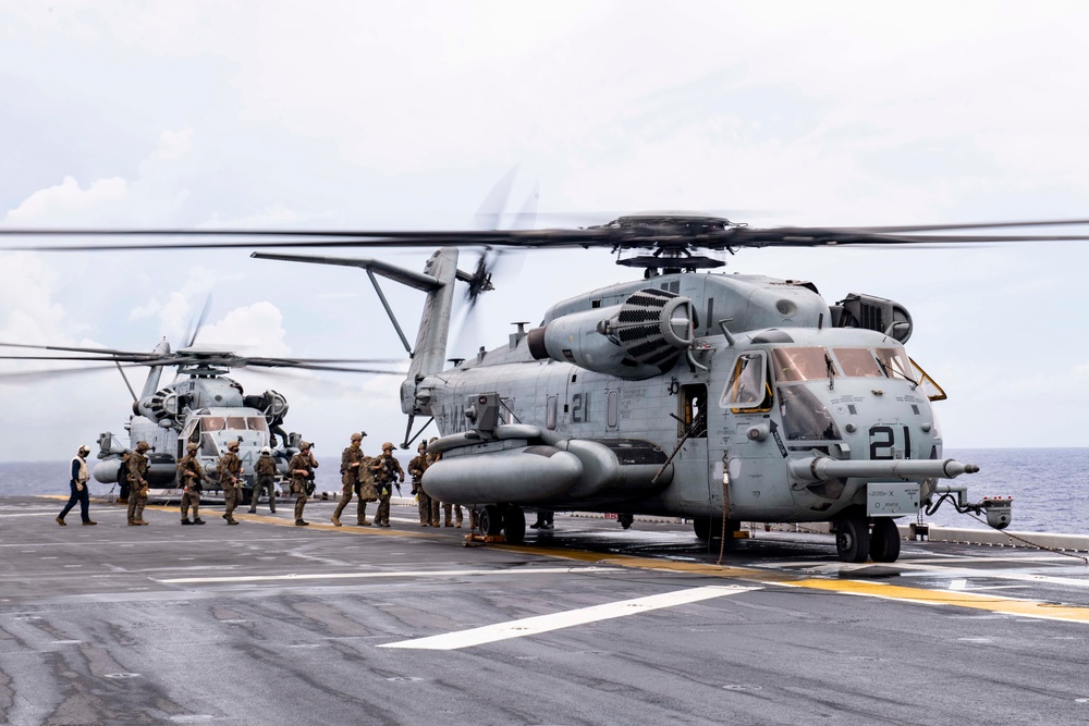 USS America (LHA 6) And 31st Marine Expeditionary Unit Conduct Flight Ops and VBSS Exercise