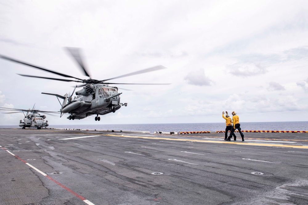 USS America (LHA 6) And 31st Marine Expeditionary Unit Conduct Flight Ops and VBSS Exercise