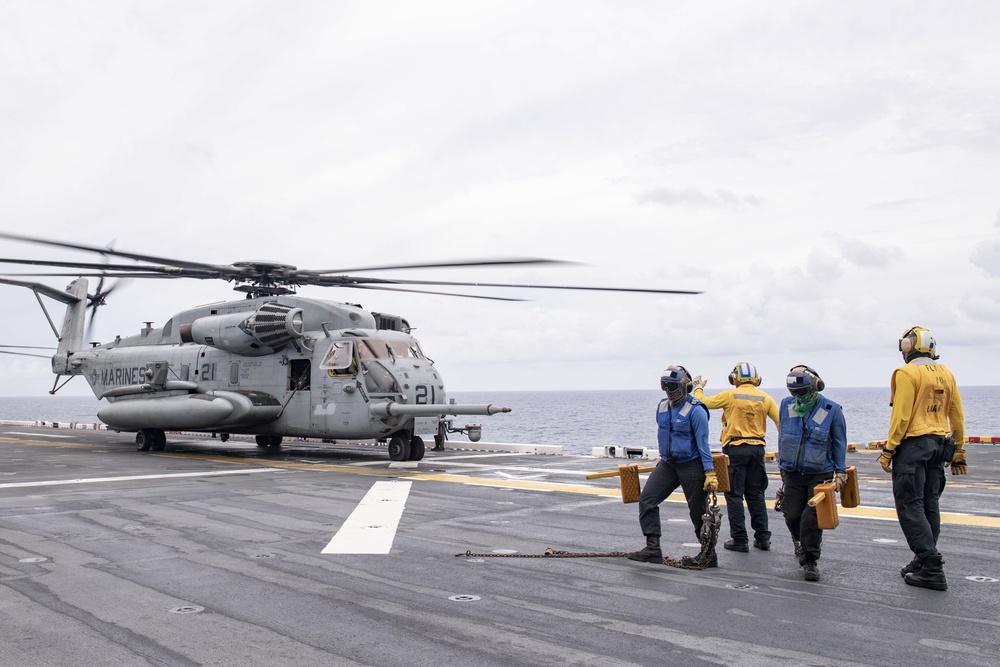 USS America (LHA 6) And 31st Marine Expeditionary Unit Conduct Flight Ops and VBSS Exercise