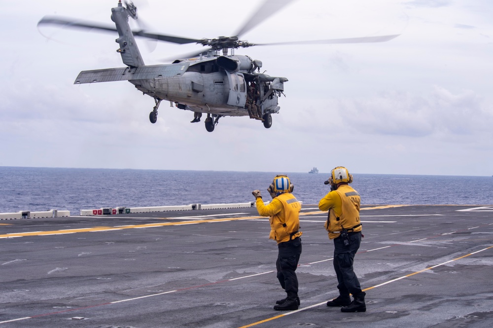 USS America (LHA 6) And 31st Marine Expeditionary Unit Conduct Flight Ops and VBSS Exercise