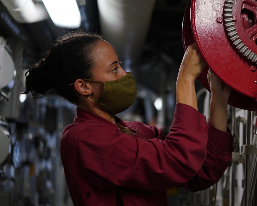 USS Halsey Conducts Damage Control Maintenance Operations