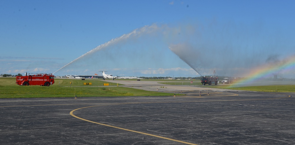 NY National Guard aviator concludes 40-year career with Final Flight