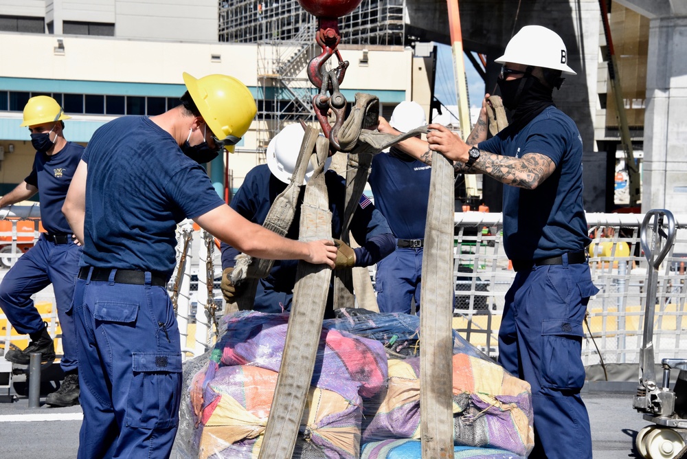 Coast Guard Cutter Hamilton offloads more than $228 million in cocaine, marijuana at Port Everglades