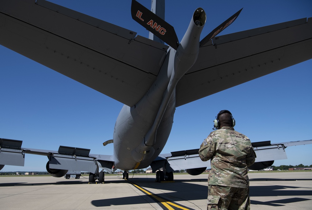 906th ARS: Refueling for the fight