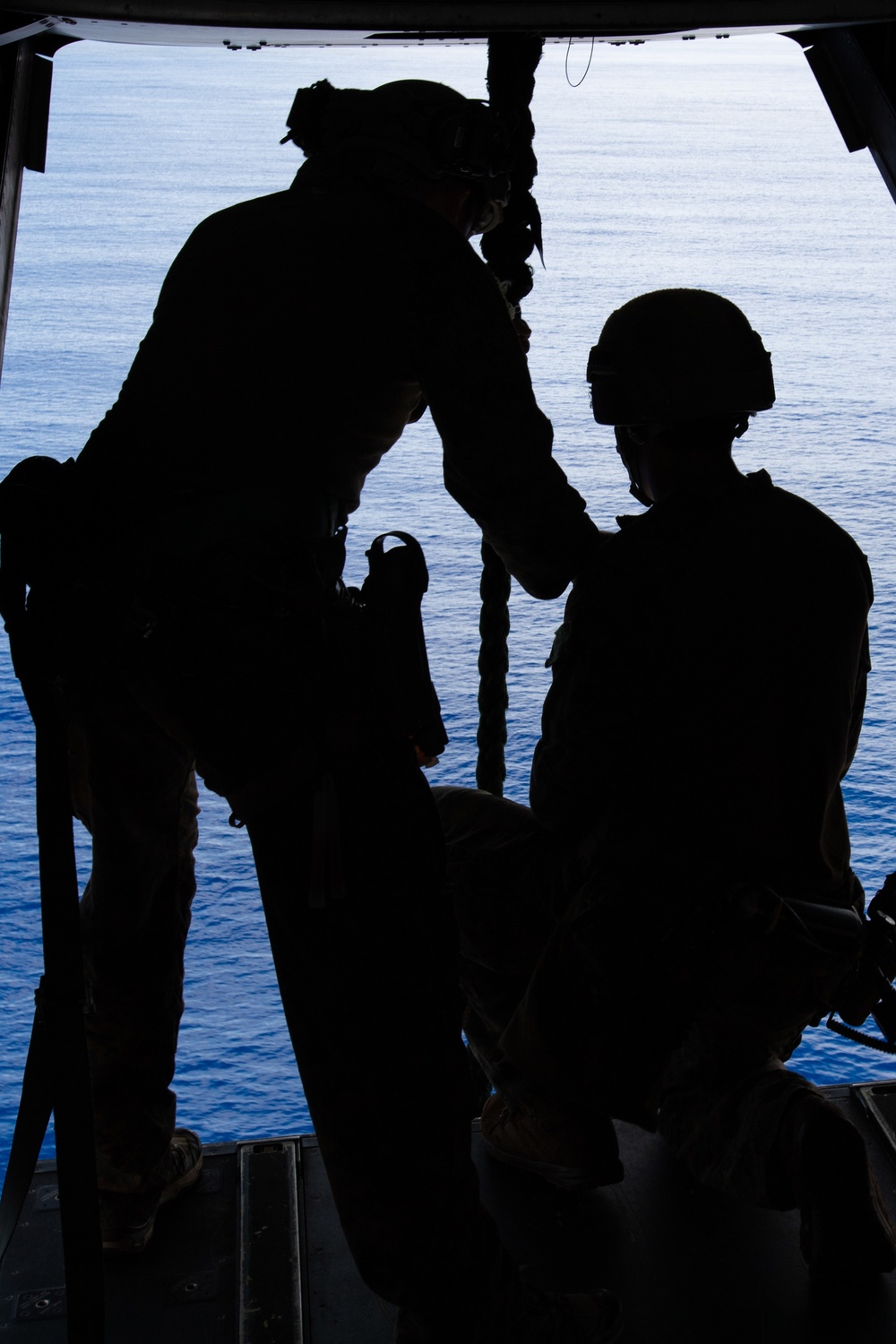 31st Marine Expeditionary Unit Marines conduct fast rope sustainment training aboard USS America (LHA 6)