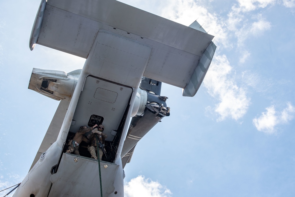31st Marine Expeditionary Unit Marines conduct fast rope sustainment training aboard USS America (LHA 6)