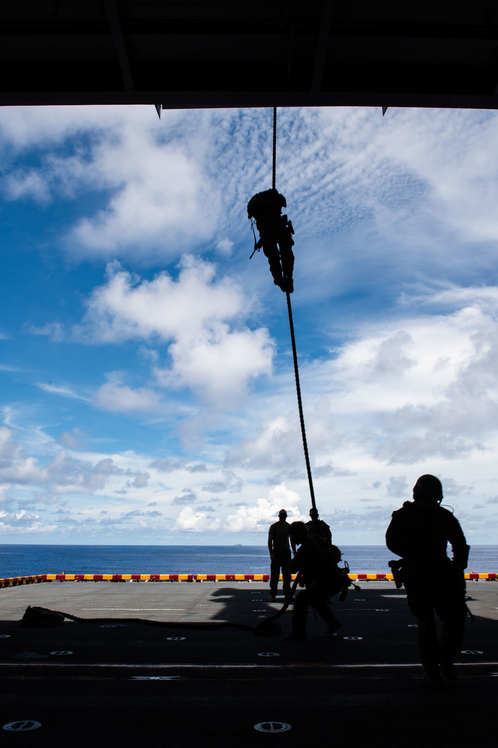 31st Marine Expeditionary Unit Marines conduct fast rope sustainment training aboard USS America (LHA 6)