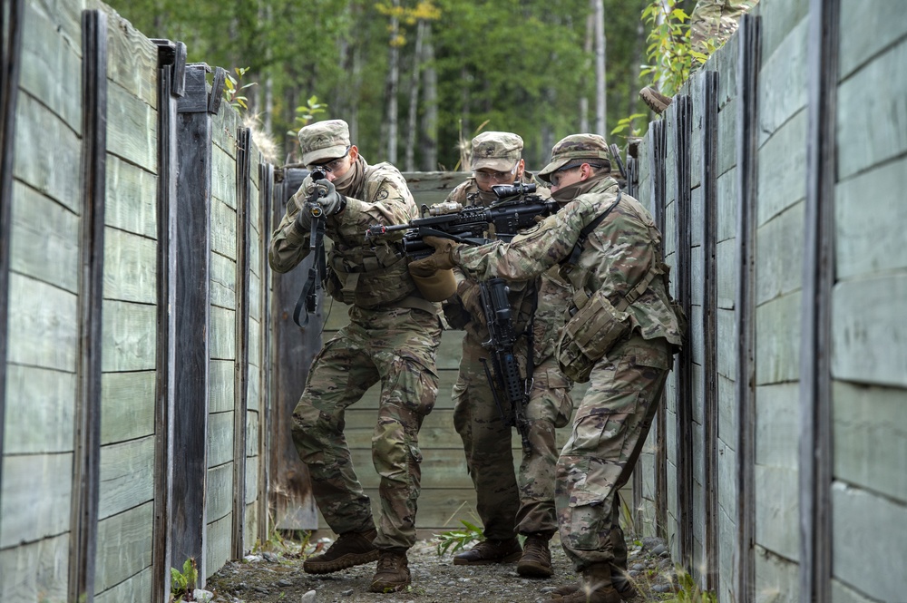 Blackfoot Co., ‘1 Geronimo’ hones infantry skills at JBER