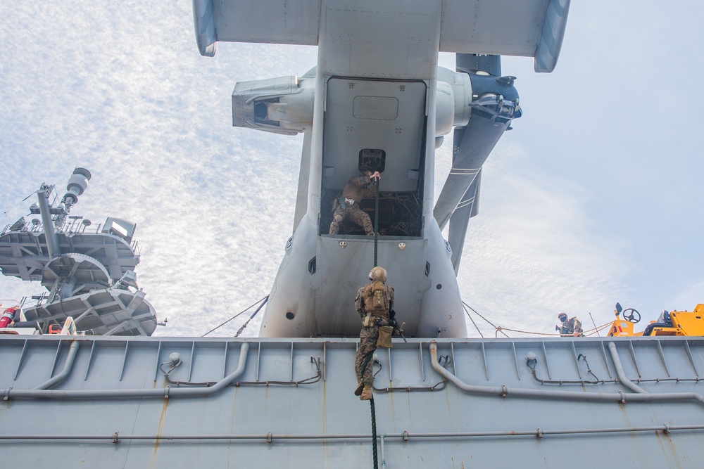 MRF USS America fast roping