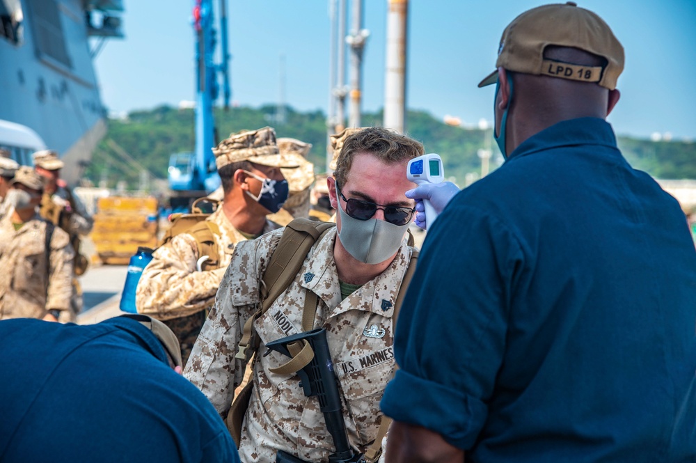 Welcome Aboard!: CLB-31, 31st MEU board USS New Orleans (LPD 18)