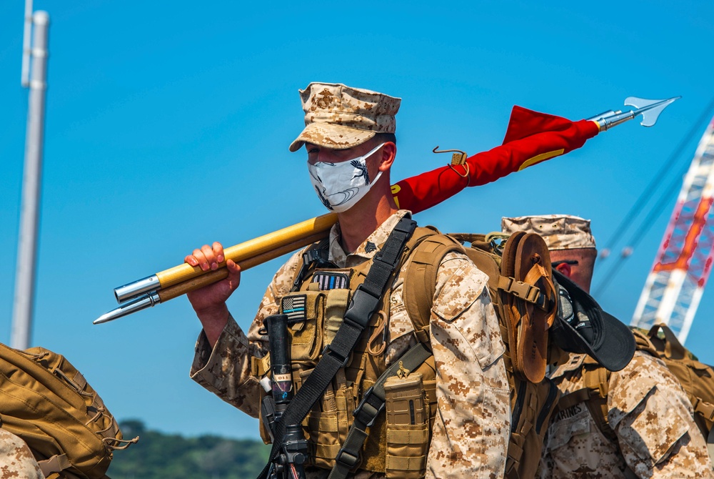 Welcome Aboard!: CLB-31, 31st MEU board USS New Orleans (LPD 18)