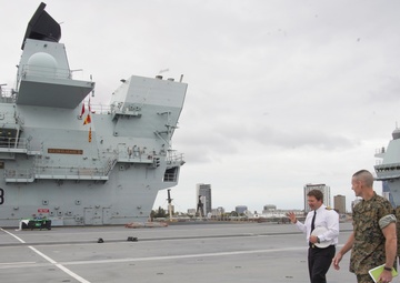 MARFOREUR/AF Commander visits HMS Queen Elizabeth, Senior U.K. Naval Leaders