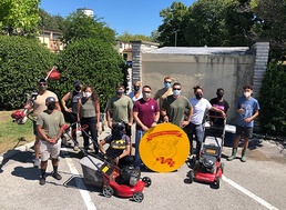 Soldiers lend a hand in Villaggio Army Family Housing