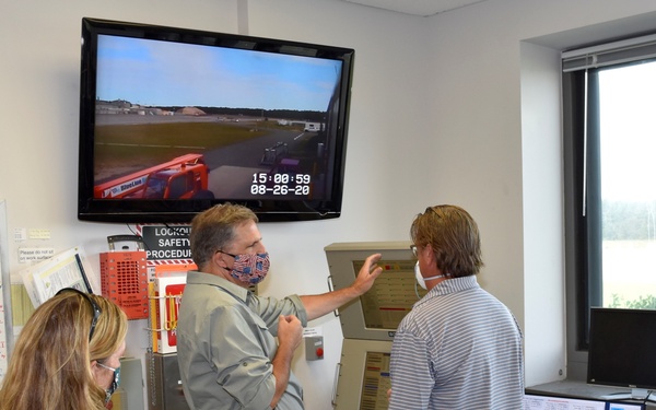 ASN(RD&amp;A) Geurts visits AAG, EMALS land-based test sites