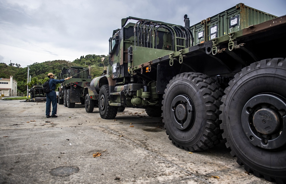 Naval Beach Unit 7 Conducts LCAC Operations in Okinawa, Japan