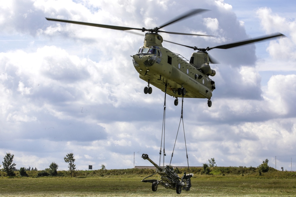 101st CAB and 2nd CAV Sling Load Operation