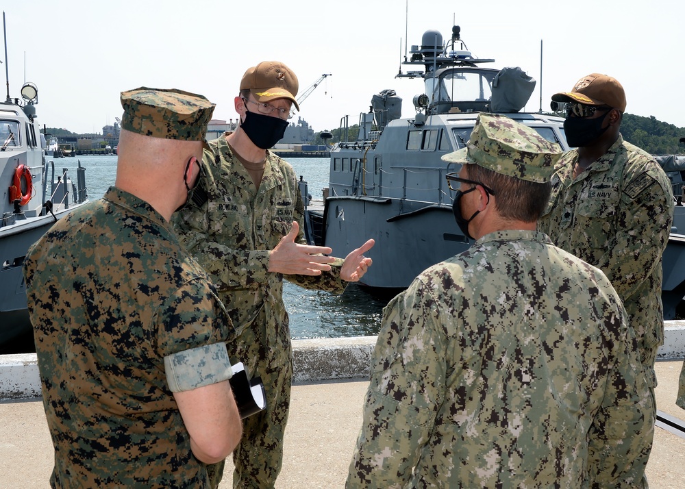 Deputy Commander, Marine Forces Command (MCF) for Mobilization visit to Navy Expeditionary Combat Command