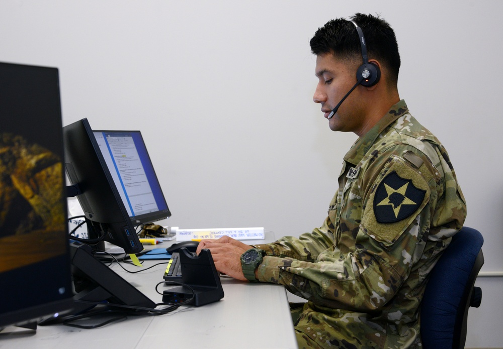 Guardsmen step up to assist Oregonians with Unemployment Insurance claims