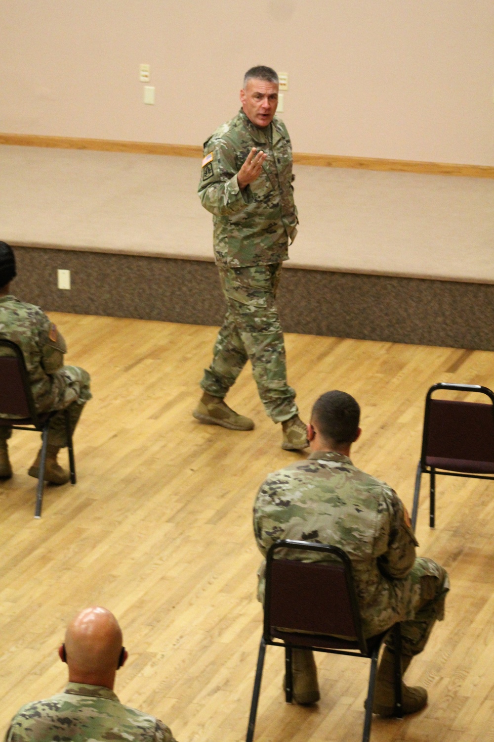Command Sergeant Major of Army Reserve speaks with troops at Fort McCoy