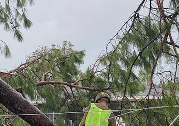 Louisiana National Guard Soldiers Clear Roads in Aftermath of Hurricane Laura