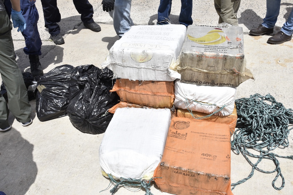 U.S. Navy, Coast Guard apprehend 3 smugglers, seize $6 million in cocaine following interdiction of smuggling go-fast in the Caribbean Sea 