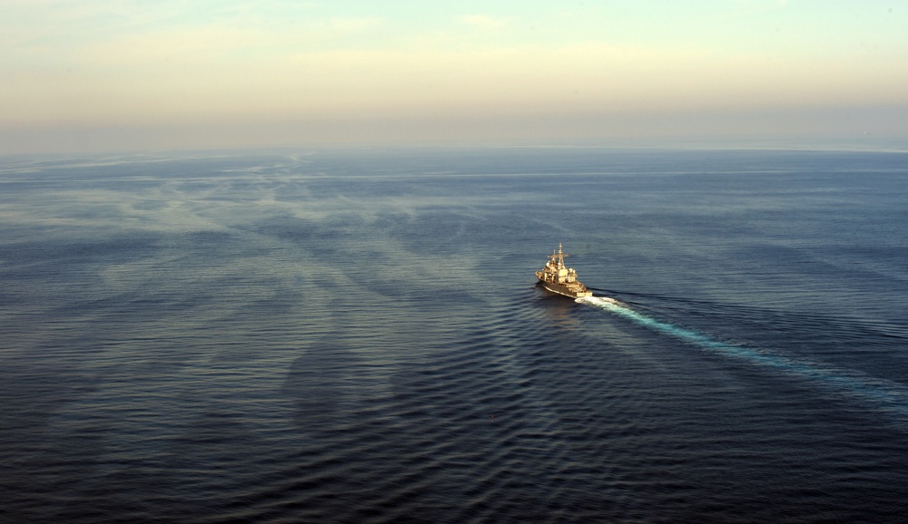 USS PHILIPPINE SEA VERTREP-AT-SEA/PHOTOEX/MARITIME EXERCISE