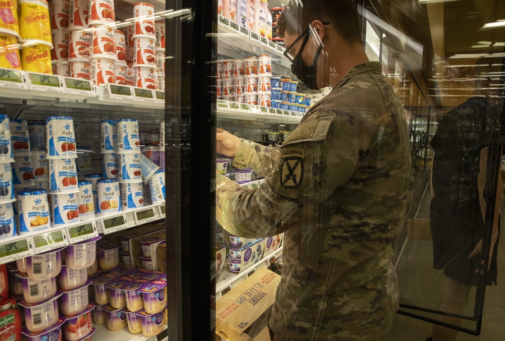 3BCT Soldiers assist with recovery efforts at Commissary