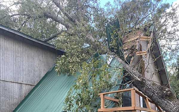 US&amp;R Indiana TF 1 Checks Damaged Buildings