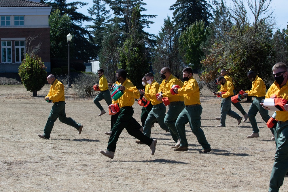 14th BEB Prepares for Wildland Firefight Deployment