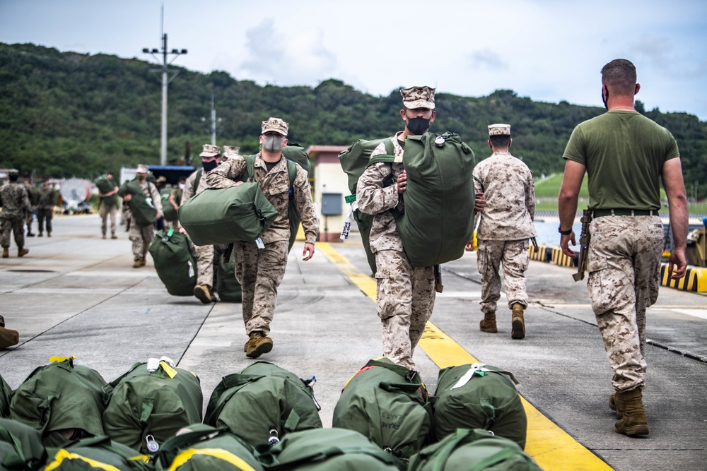 Marines with Battalion Landing Team, 2nd Battalion, 4th Marine Regiment, 31st Marine Expeditionary Unit Embark USS Germantown (LSD 42) Marines with Battalion Landing Team, 2nd Battalion, 4th Marine Regiment, 31st Marine Expeditionary Unit Embark USS Germantown (LSD 42)