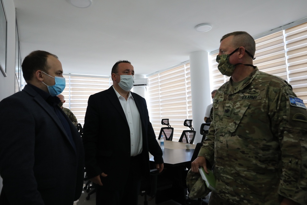 KFOR RC-E Commander builds municipality relationships,engages liaison monitoring team