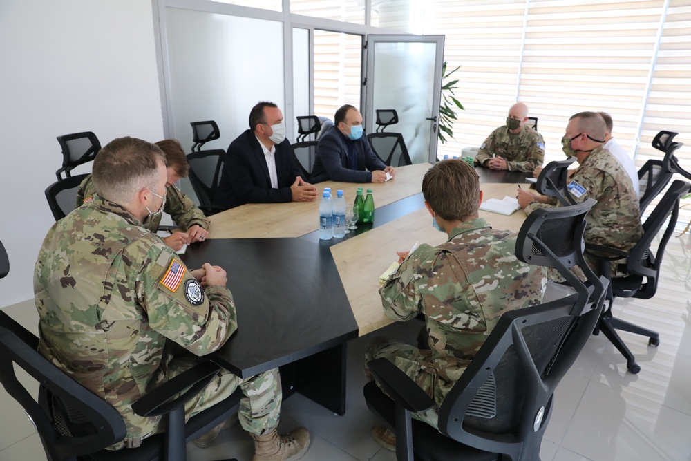 KFOR RC-E Commander builds municipality relationships,engages liaison monitoring team