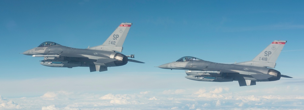 480th EFS flies inert bomb dropping sortie in Poland