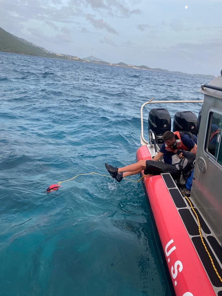 Dvids Images Coast Guard Boat Crew Rescues Stranded Kayaker In