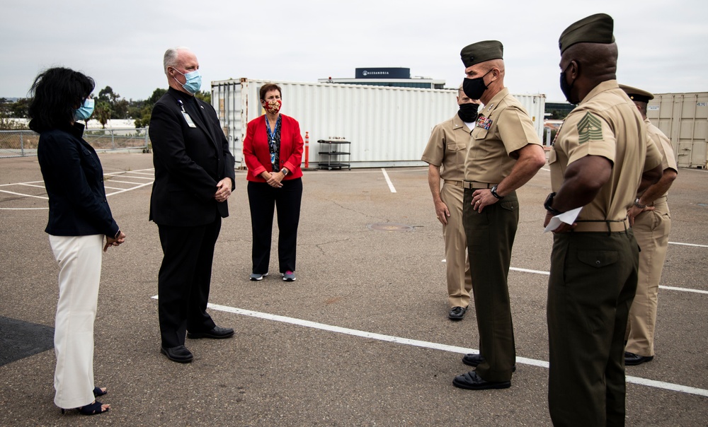 I MEF leaders thank healthcare workers with coins, plaque