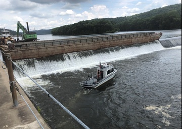 Teamwork and Innovation – Investigating Foundation Erosion on the Allegheny River