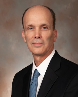 Dr. Paul Hemmer Selected for AAMC, AOA Distinguished Teacher Award