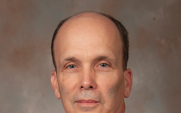 Dr. Paul Hemmer Selected for AAMC, AOA Distinguished Teacher Award