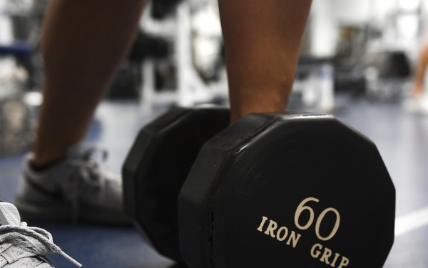 Airman maintains PT standards