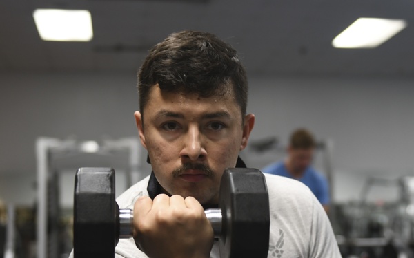 Airman maintains PT standards