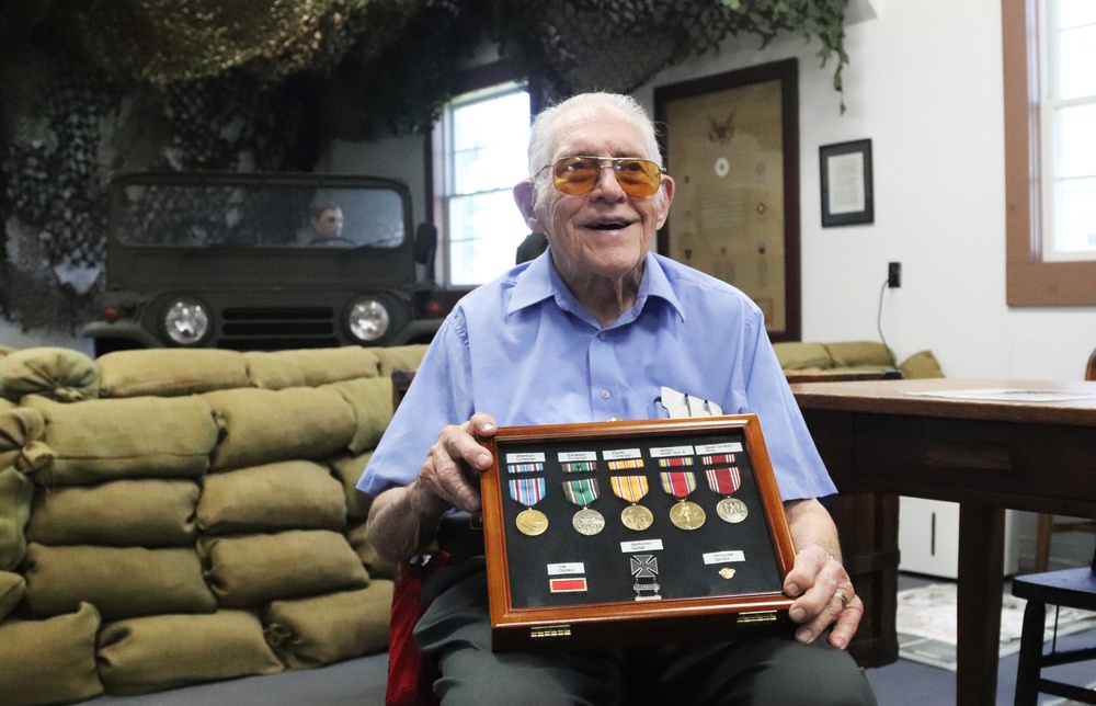 World War II vet recalls service, outprocessing through Camp McCoy