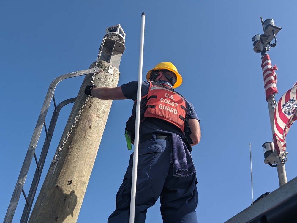 Coast Guard repairs aids on Lake Charles, Louisiana