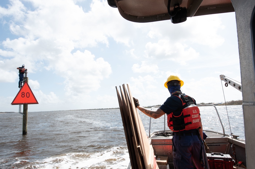 Coast Guard repairs aids on Lake Charles, Louisiana