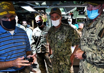 SECDEF Visits USS Missouri (SSN 780)