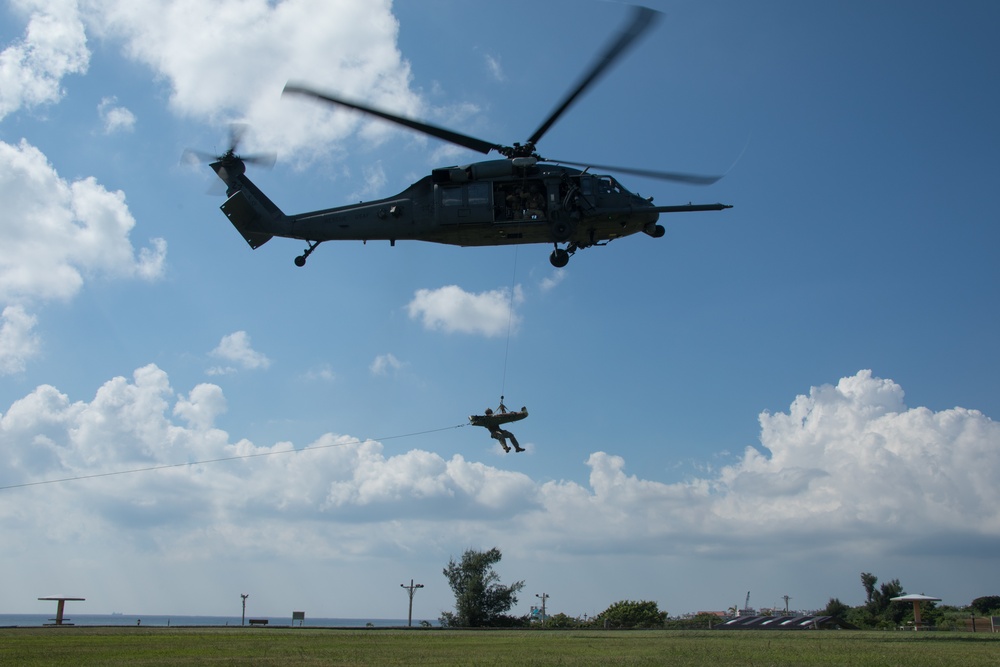 1st SFG (A) Green Berets rehearse helicopter rescue operations