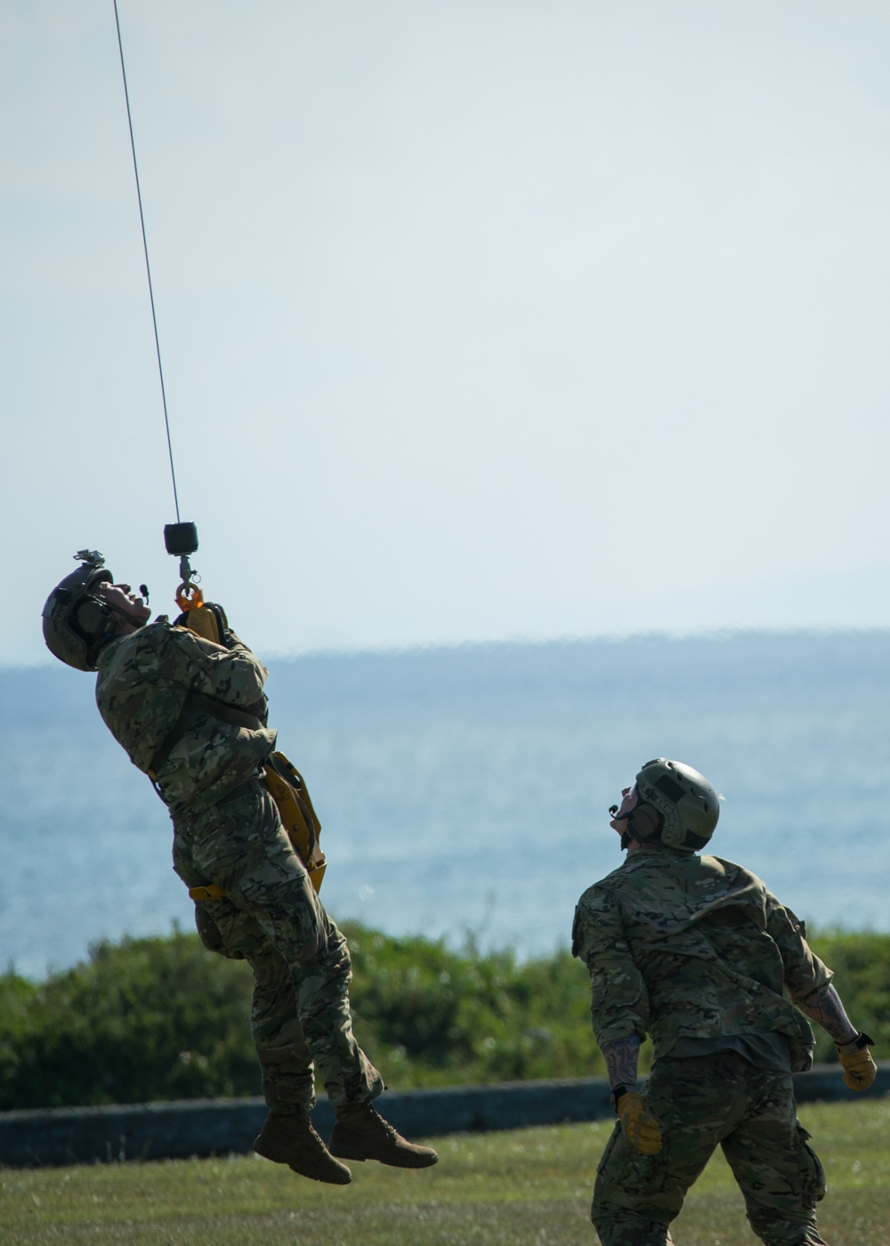 1st SFG (A) Green Berets rehearse helicopter rescue operations
